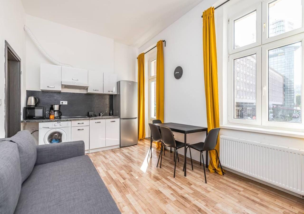 Apartamento Crimson Charm Praga Exterior foto
